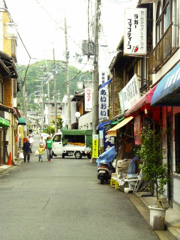 龍安寺に向かう道