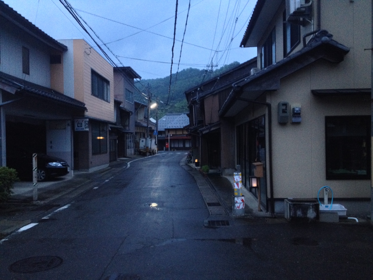 夕刻の小浜の町を歩く